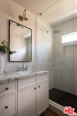 927 S Sycamore Avenue, Los Angeles, CA 90036