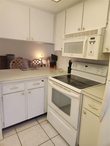 1250 S PINELLAS AVENUE 506, Tarpon Springs, FL 34689