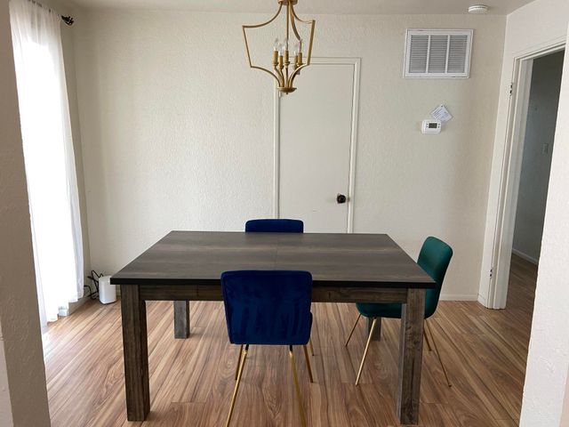 1844 Kentucky Street NE, Albuquerque, NM 87110