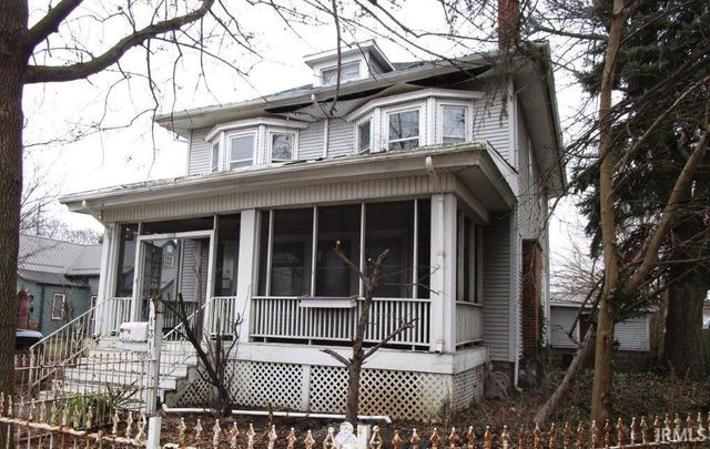 1319 E Center Street, Warsaw, IN 46580