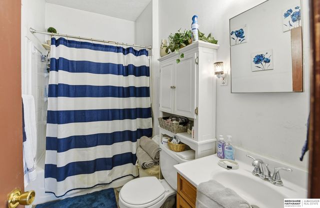 3123 Mason Street, Omaha, NE 68105