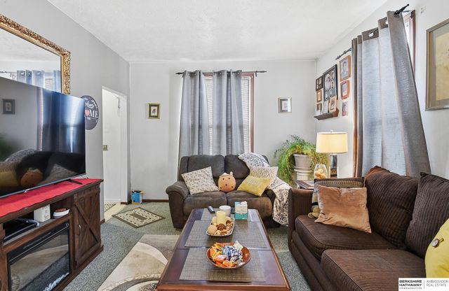 3123 Mason Street, Omaha, NE 68105