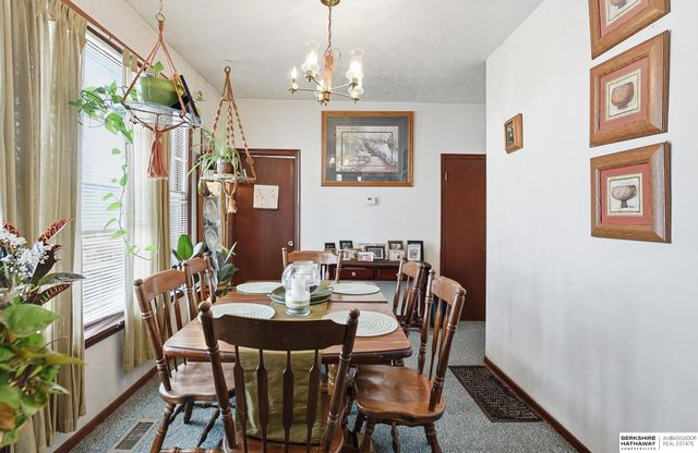 3123 Mason Street, Omaha, NE 68105