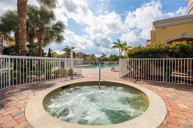 13110 Bella Casa CIR 214, Fort Myers, FL 33966