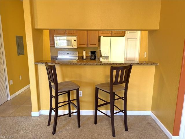 13110 Bella Casa CIR 214, Fort Myers, FL 33966