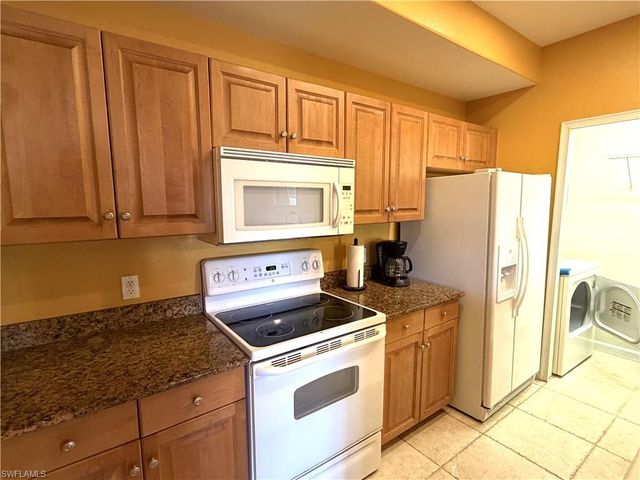 13110 Bella Casa CIR 214, Fort Myers, FL 33966