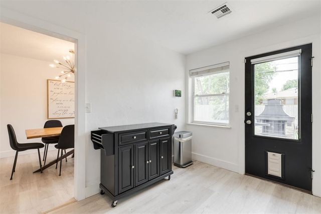 1704 Oxford Way, Oklahoma City, OK 73120