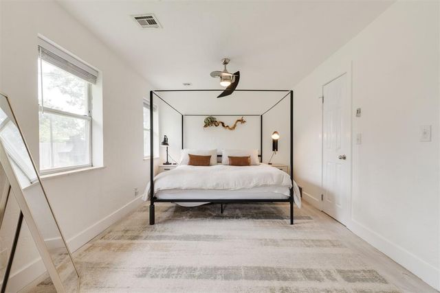 1704 Oxford Way, Oklahoma City, OK 73120