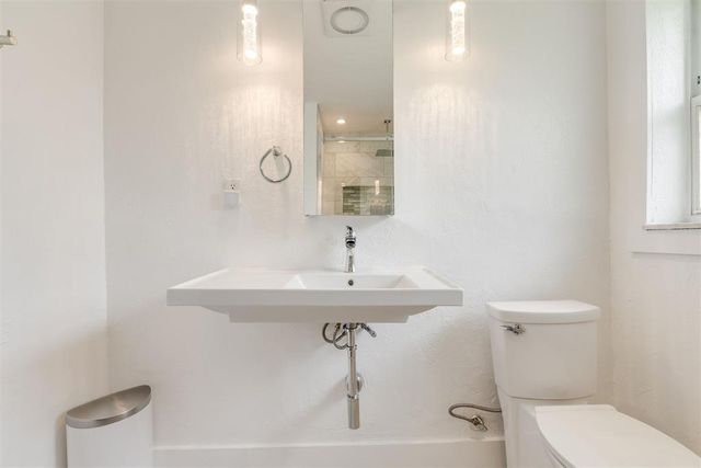 1704 Oxford Way, Oklahoma City, OK 73120