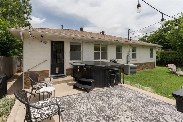 1704 Oxford Way, Oklahoma City, OK 73120