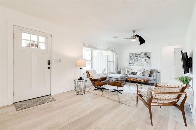 1704 Oxford Way, Oklahoma City, OK 73120
