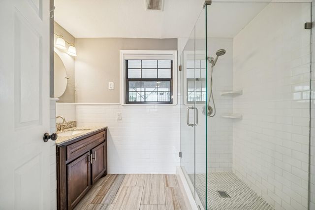 1616 Tabor Street, Houston, TX 77009