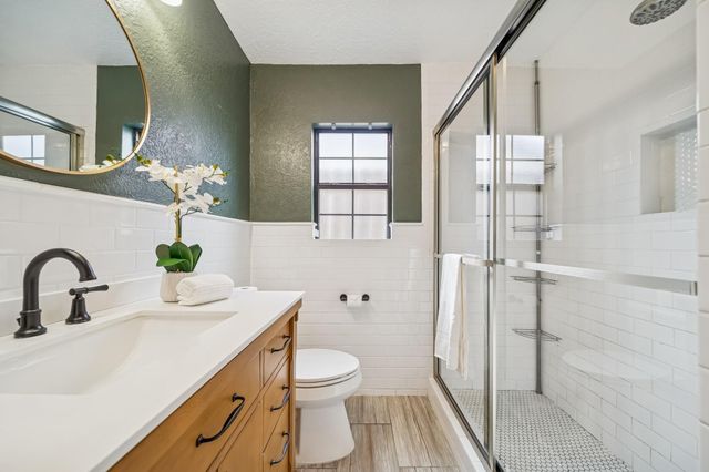 1616 Tabor Street, Houston, TX 77009