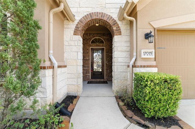 17019 Thirsk Place, Richmond, TX 77407