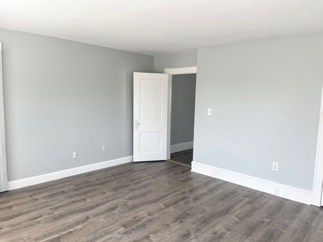 70 Park St. 3, Stoughton, MA 02072