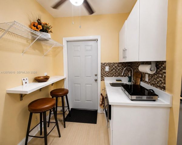 7972 Lasalle Boulevard 2, Miramar, FL 33023
