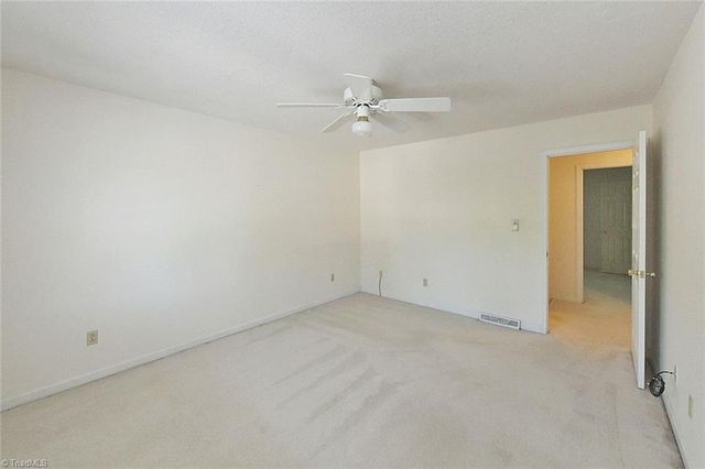 908 S Ridge Court 128, Winston-salem, NC 27107