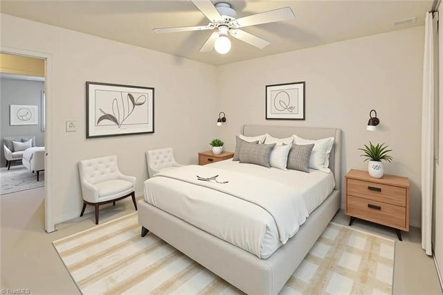 908 S Ridge Court 128, Winston-salem, NC 27107