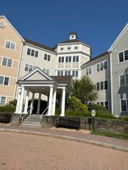 6 Woodman Way 316, Newburyport, MA 01950