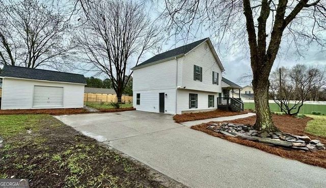 2095 Four Notch Road, Carrollton, GA 30116