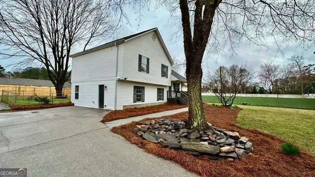 2095 Four Notch Road, Carrollton, GA 30116