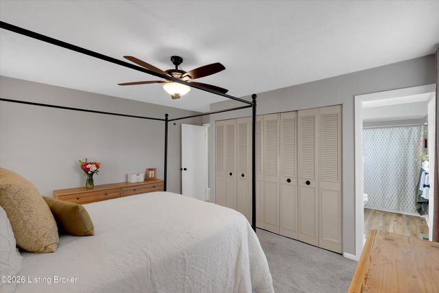 8501 Turnside Dr, Louisville, KY 40242