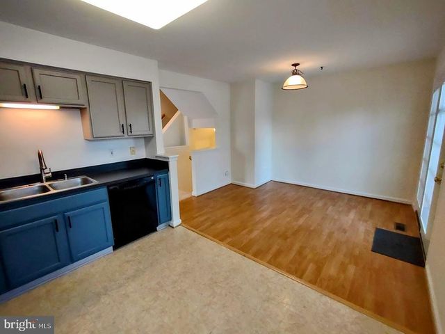 7039 SAUVAGE LN, Gainesville, VA 20155