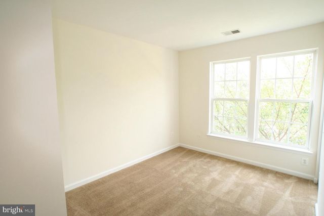 7039 SAUVAGE LN, Gainesville, VA 20155