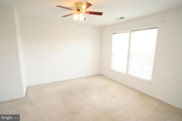 7039 SAUVAGE LN, Gainesville, VA 20155