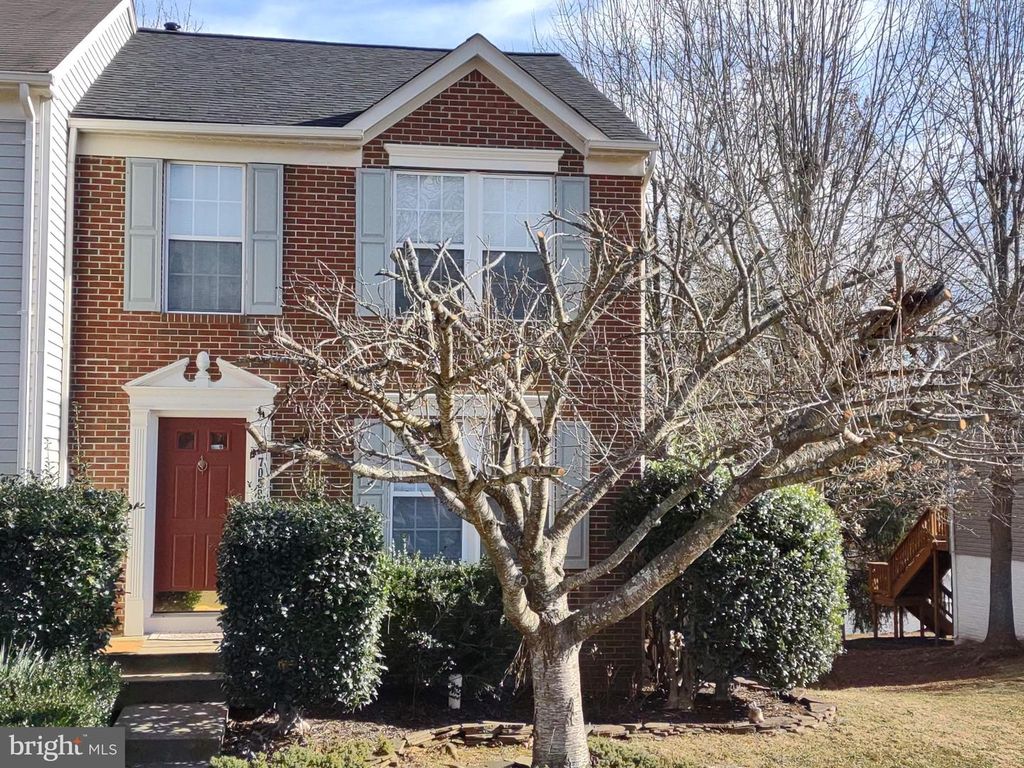 7039 SAUVAGE LN, Gainesville, VA 20155