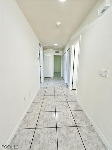 4737 28th ST SW, Lehigh Acres, FL 33973