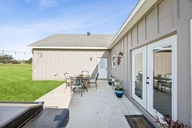 2549 VZCR 3208, Edgewood, TX 75169