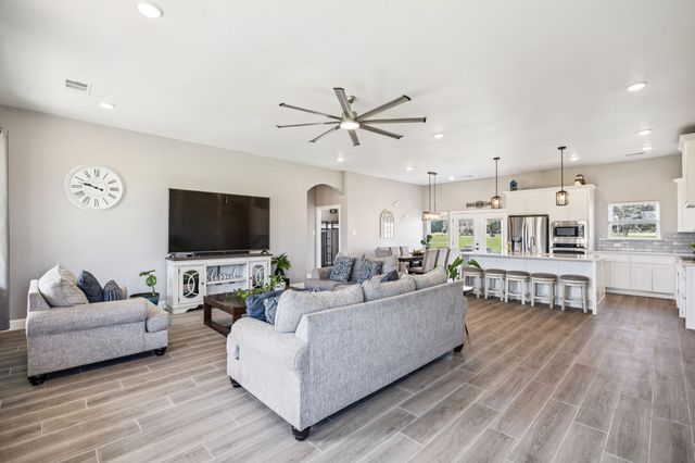 2549 VZCR 3208, Edgewood, TX 75169