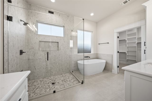 903 Boston Lane, River Oaks, TX 76114