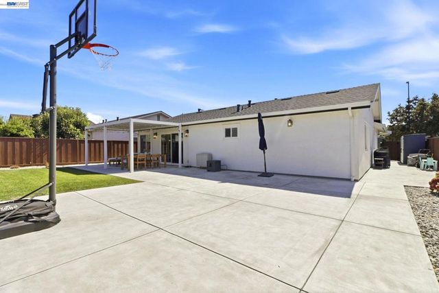 4533 Lodovico Ct, Fremont, CA 94555