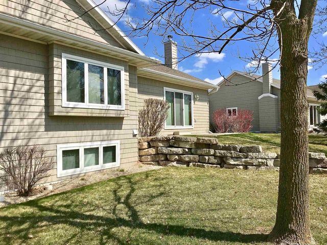 1442 RUSHMORE CIRCLE, De Pere, WI 54115