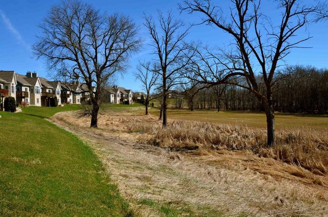 1442 RUSHMORE CIRCLE, De Pere, WI 54115
