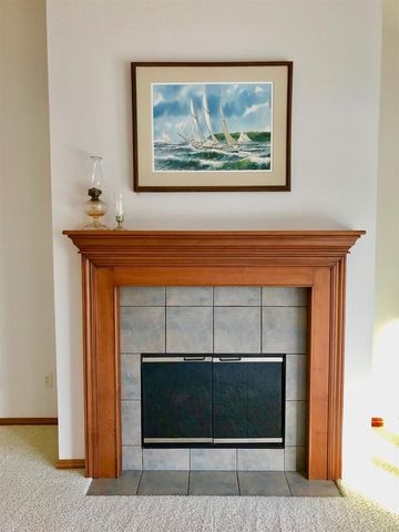 1442 RUSHMORE CIRCLE, De Pere, WI 54115