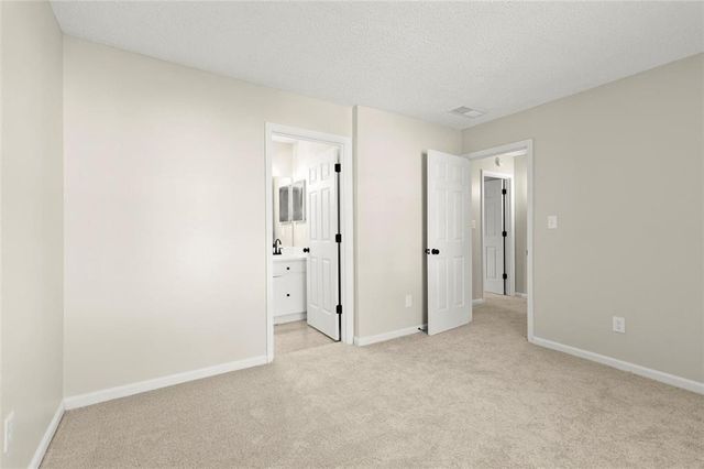 3284 Long Iron Place, Lawrenceville, GA 30044