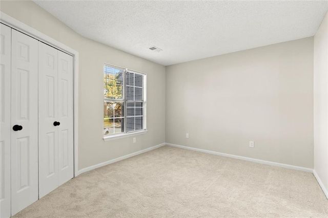 3284 Long Iron Place, Lawrenceville, GA 30044