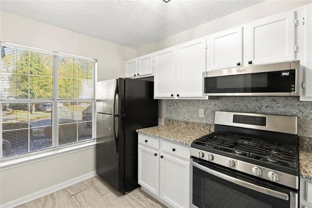 3284 Long Iron Place, Lawrenceville, GA 30044