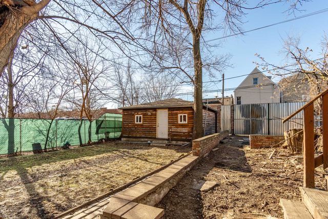 5230 S JUSTINE Street, Chicago, IL 60609