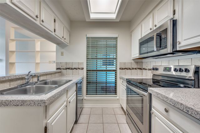 3110 Devonshire Drive 113, Plano, TX 75075