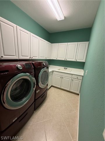 7168 Lemuria CIR 1701, Naples, FL 34109