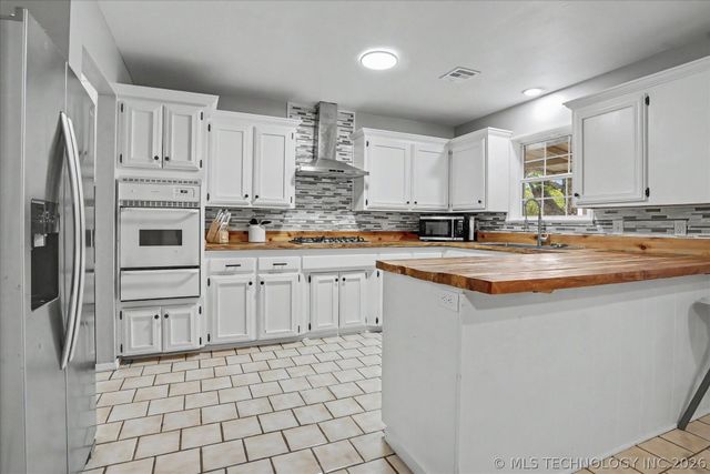 11756 S 272nd East Avenue, Coweta, OK 74429