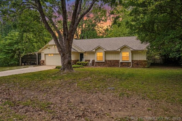 11756 S 272nd East Avenue, Coweta, OK 74429