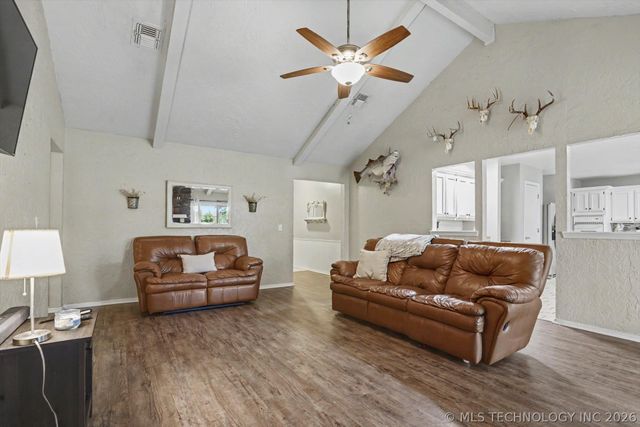 11756 S 272nd East Avenue, Coweta, OK 74429