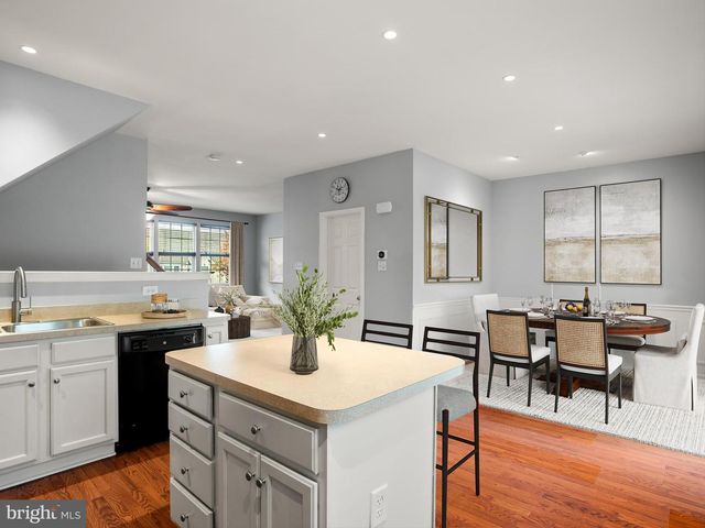 2746 FYNAMORE LN, Downingtown, PA 19335