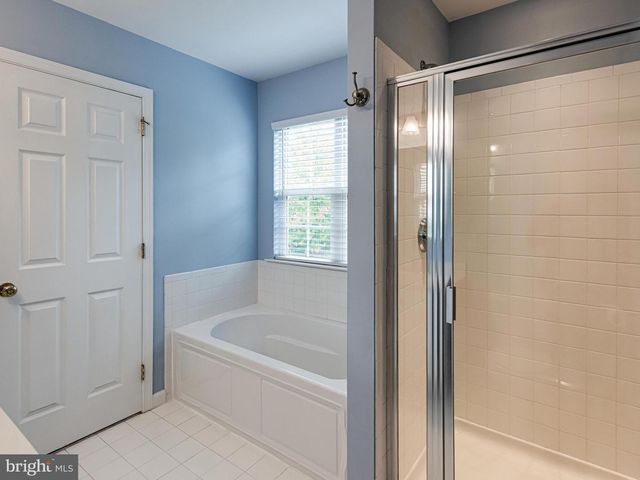 2746 FYNAMORE LN, Downingtown, PA 19335