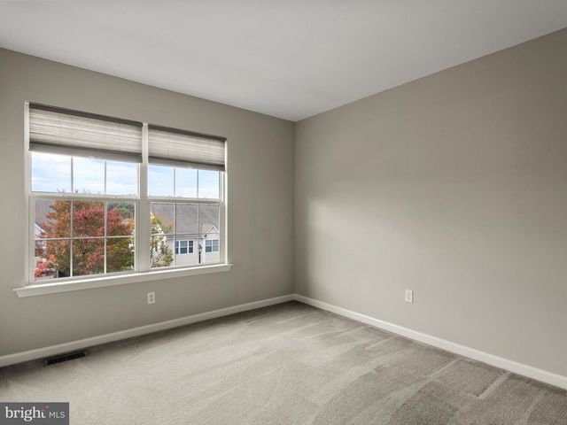 2746 FYNAMORE LN, Downingtown, PA 19335